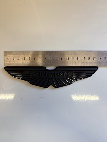 Aston martin wings - wings, bonnet
