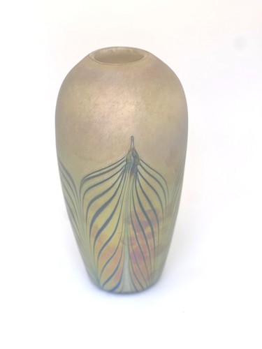 Gold aurene vase - aurene, blue