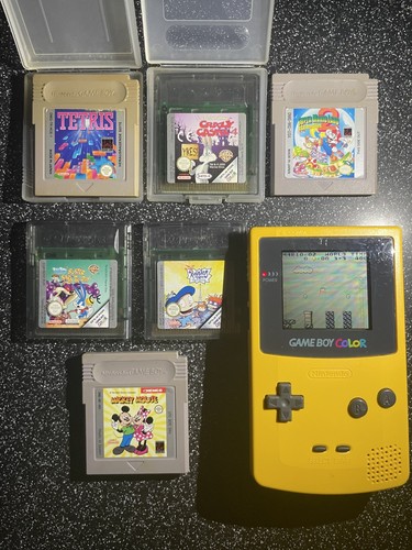 Nintendo yellow game boy color - yellow,