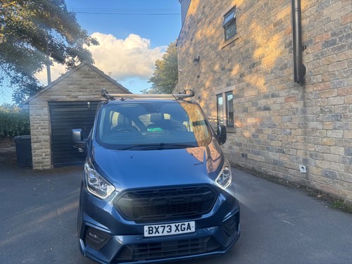 Ford transit custom van
