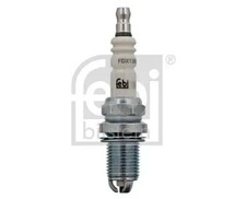 Spark plug with gasket seat