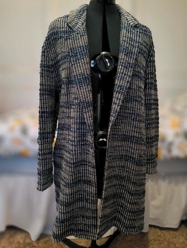 Ladies coat size - -,