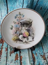 Cat Kitten and Ball & String Pattern by John Evans Collector Plate Portugal 20cm