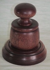 GAVEL AND SOUNDING BLOCK