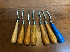 7 x Rug Latch Hooks For Rugs/Wall Hangings/Throw Pillows/Three are Readicut.