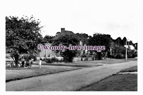 Rt0169 grays lane ashtead - -,