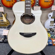 YAMAHA APX1000 PW WHITE