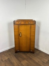 Vintage Oak Gentlemans