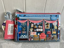 Vendula London Vintage Rose
