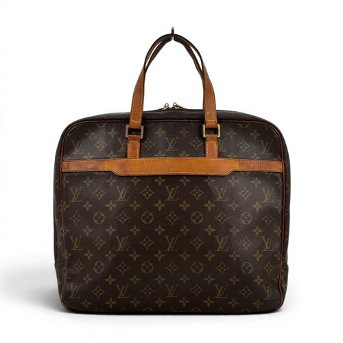 Louis vuitton porte - louis, documents