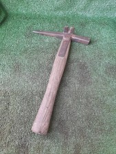 C T Skelton Roofers Hammer