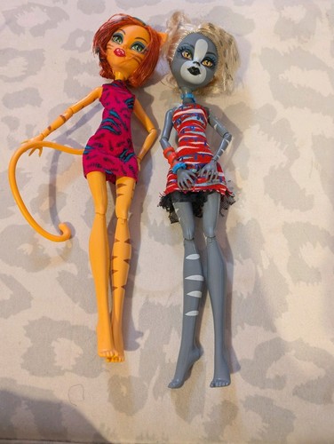 Monster high freaky field - freaky,
