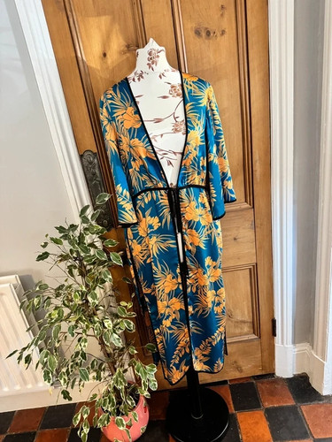 River island size - uk, 10