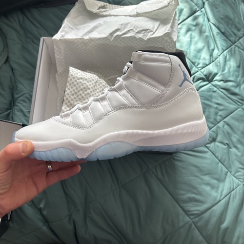 Air jordan retro - air,