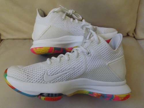 Nike lebron witness - nike, white