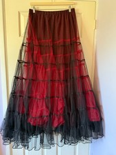 Raven Black Red MAXI Vintage