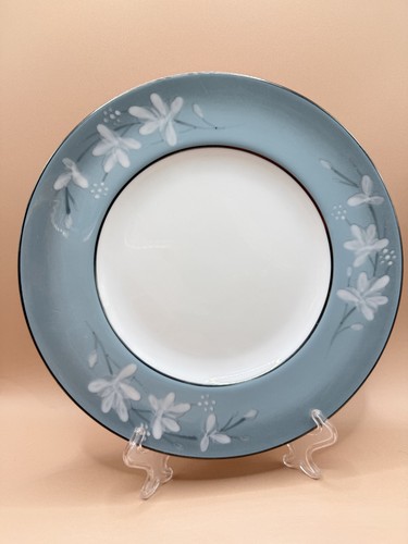 Royal worcester moonflower - royal,