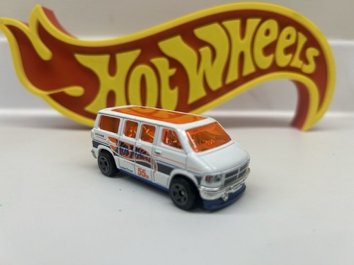 Hot wheels dodge van orange - wheels,