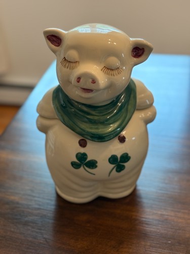 Vintage 1940s shawnee pottery - shawnee,