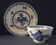 Worcester porcelain teabowl