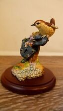 Border fine arts Wren on gate hasp 541605, by Russell Willis, boxed, 1999