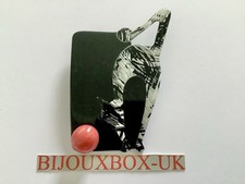 LEA STEIN CAT AND BALL BROOCH