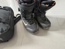 VANS Infuse Snowboard Boots UK9 Brown/Black