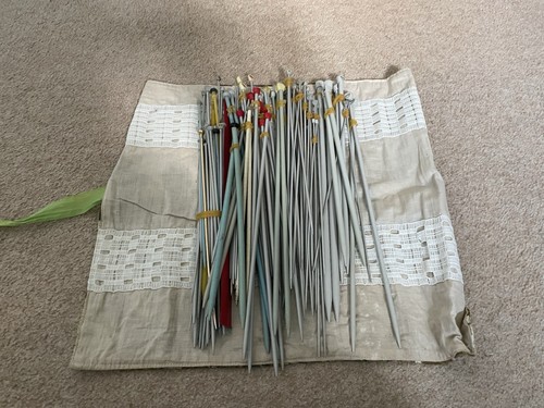Knitting needles crochet hooks - needles,