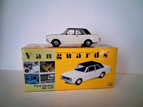 Corgi vanguards ford cortina - ford,