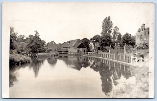 Cobham surrey postcard - cobham, rp