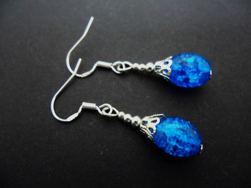 Pair oval crackle glass bead - pair,