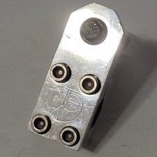 old school DK Square corner