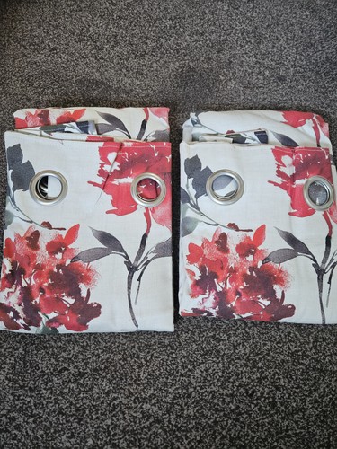 Bnwot beautiful pair flower - bnwot,