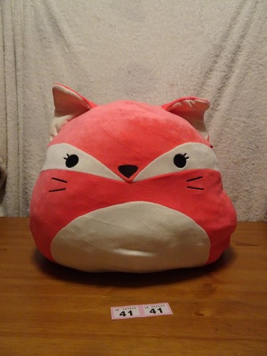 Squishmallow fifi the - , fox