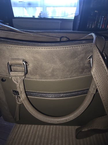 Large womens handbag - large,