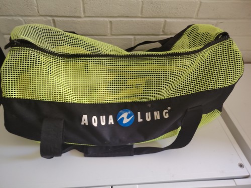 Scuba diving equipment - diving,