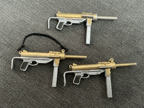 Action man 1960s70s - grease, gun