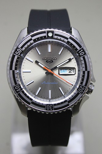 Seiko sports retro - 5, color