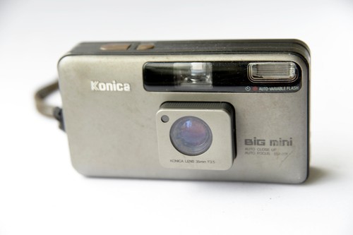 Konica big mini 35mm camera - konica,