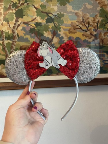 Eeyore pooh red bow disney - eeyore,