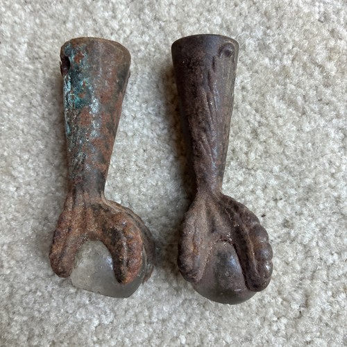 Antique cast iron - antique, feet