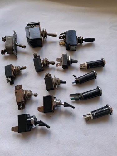 Vintage car toggle - 10,