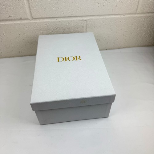 Dior empty shoe - dior,