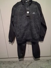 Adidas Men's Typography
