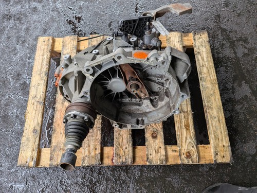 Golf mk5 petrol - vw,