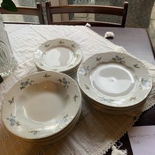 Hungarian Zsolnay Porcelain 18