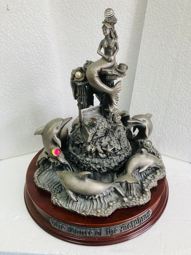 Myth and magic tudor - -,