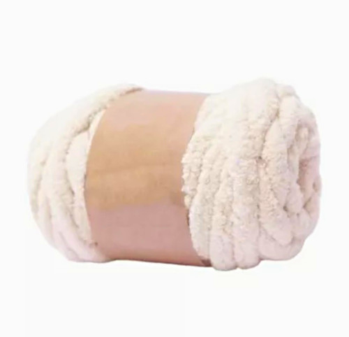 White chunky knit - chunky,