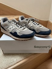 UK 7 Saucony Shadow 5000 with