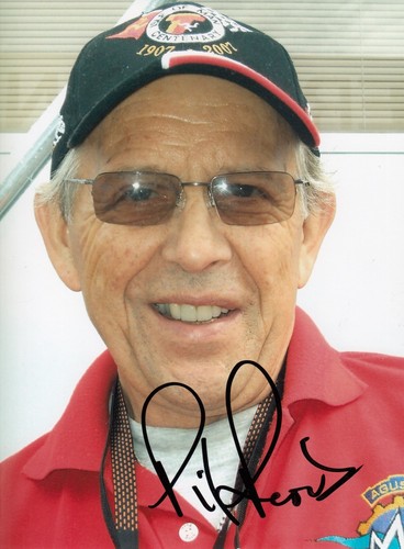 Phil read hand - read,